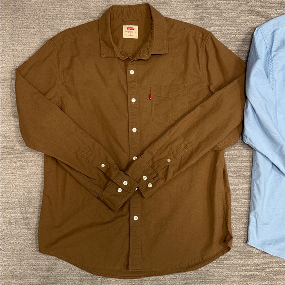 Levi’s Slim Fit Button Down Shirts Bundle Size Large - Picture 2 of 12